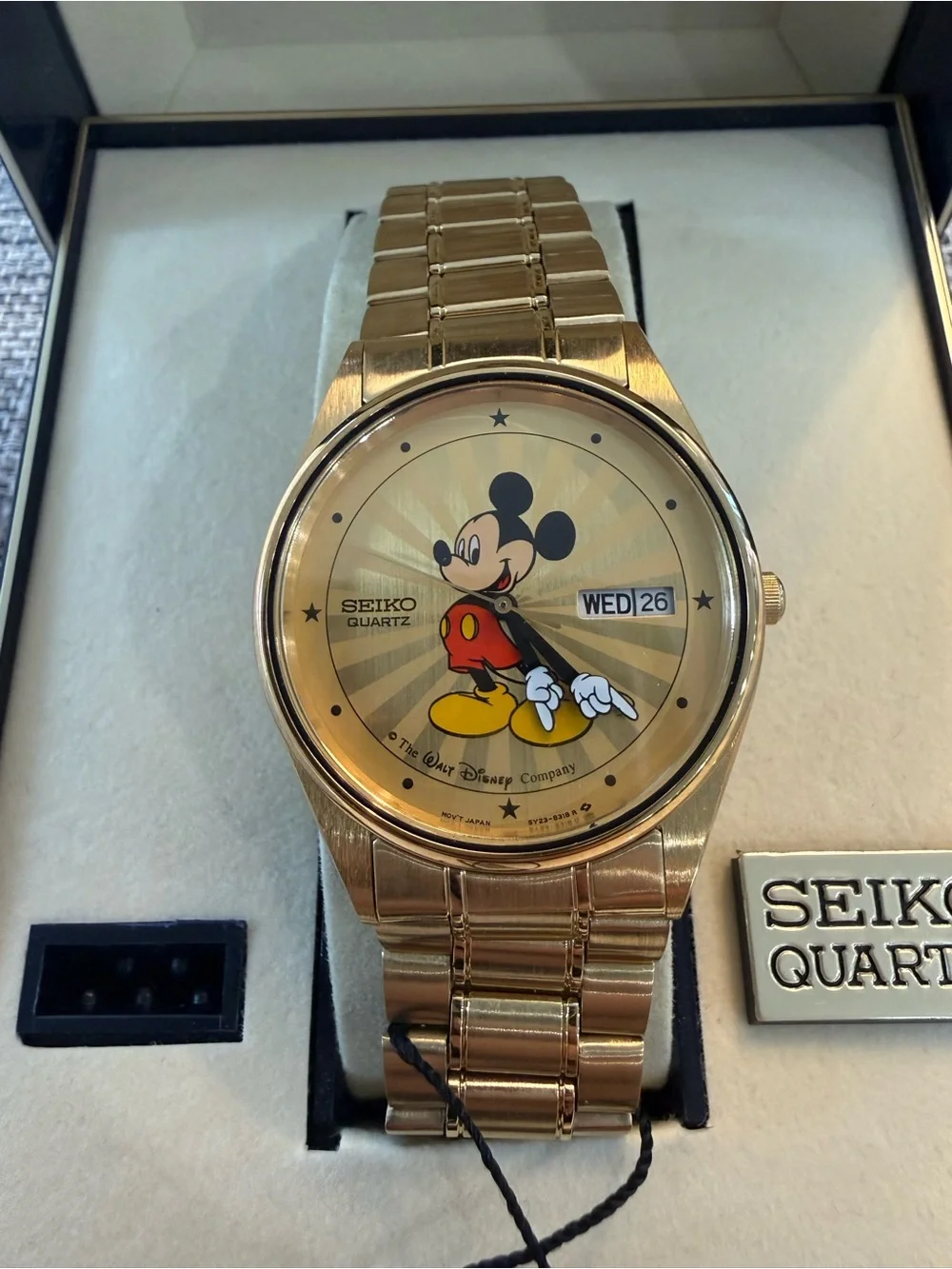 Vintage Seiko Disney Mickey Mouse Quartz Watch – New with Box & Manual
